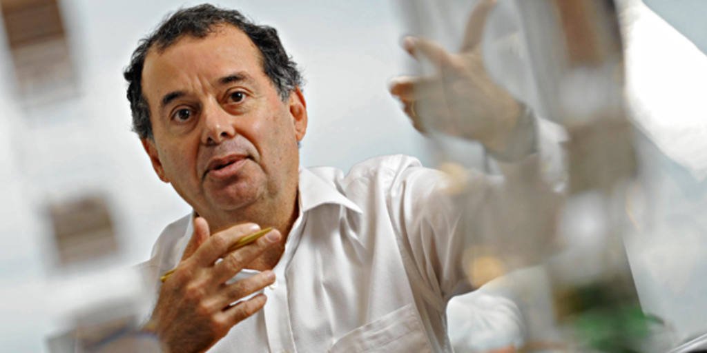 Stuhlberger disse que a economia mundial está estruturalmente com menos crescimento, mas com a vantagem de inflação baixa, permitindo juros menores