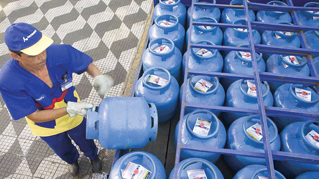 Líder no segmento de botijões de gás de uso doméstico, a empresa brasileira Liquigás integra o Sistema Petrobras e é uma das maiores distribuidoras de GLP do Brasil