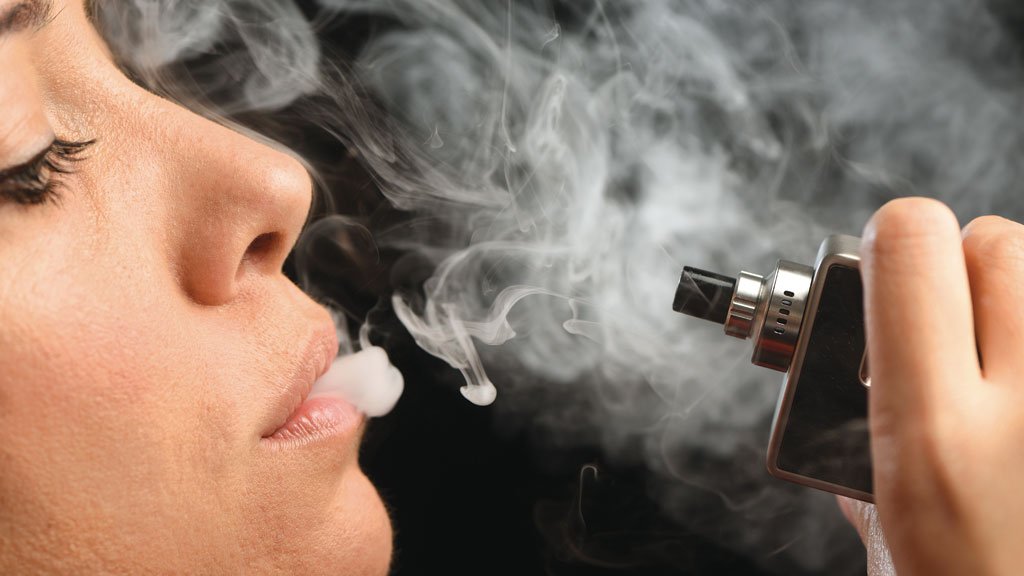 O aval do departamento de saúde dos EUA abre caminho para a popularização de cigarro eletrônico e cria um cenário promissor para a indústria do tabaco