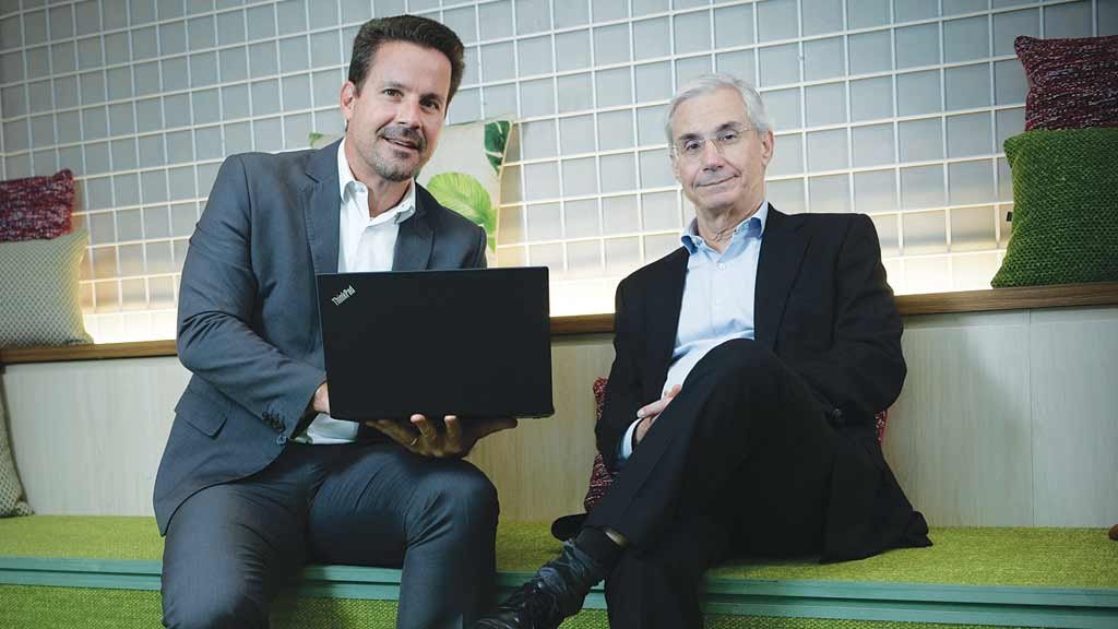 Rodrigo Araujo (à esq) e Jorge Maluf, da Korn Ferry, mapeiam cenários e soluções das novas dores e movimentos vividos pelas corporações (Crédito: Marco Ankosqui)