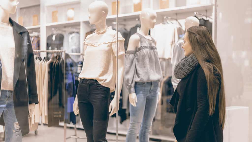 Comércio: juros altos, crédito escasso e crise de confiança das grandes lojas derrubam desempenho (Crédito: Divulgação)