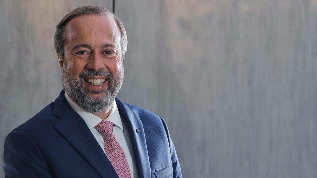 O ministro de Minas e Energia, Alexandre Silveira: "Podemos hibridizar as usinas térmicas com energia solar" (Crédito: Sergio Dutti)